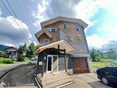 上越売買不動産　南魚沼市舞子　舞子高原スキー場近くの高床3階建て
