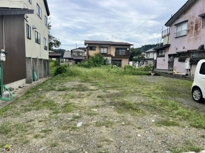 上越売買不動産　魚沼市堀之内　街中の土地