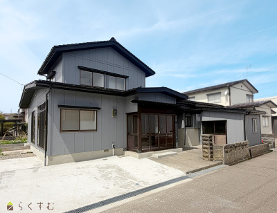 上越売買不動産　上越市新光町一丁目 リセットハウス