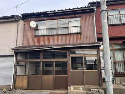 上越売買不動産　中央４丁目の中古住宅