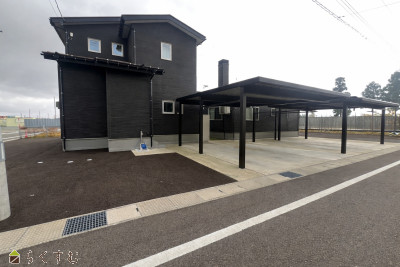 上越売買不動産　平屋＋二階建ての二世帯住宅！福橋