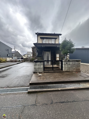 上越賃貸不動産　中央4丁目貸家