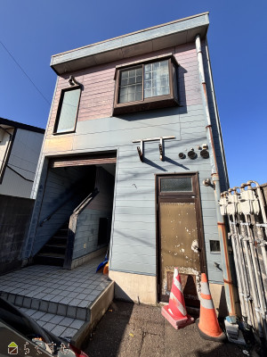 上越売買不動産　中央5丁目　店舗兼アパート併用中古物件