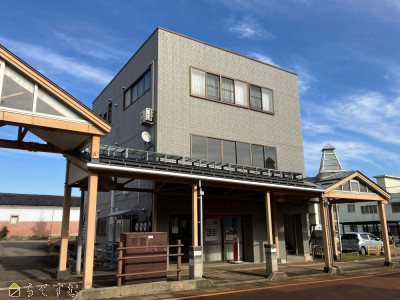 上越売買不動産　新井駅から徒歩１分の住居＆収益物件