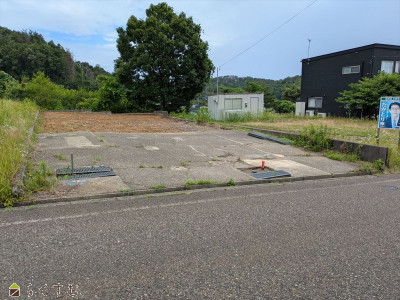 上越売買不動産　国府2丁目　土地