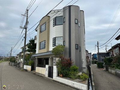 上越売買不動産　直江津駅近く　鉄骨造3階建てのスタイリッシュな住宅